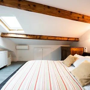 https://le-flix-charmant-4-personnes-climatis.hotels-rhonealpes.com